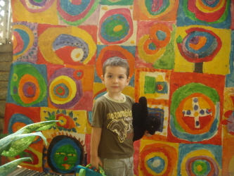 Baptiste avec son petit cartable et Cat !!