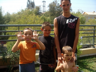 Tristan, Jordan, le petit Baptiste et le grand Kevin