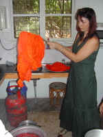 Aurore en sorcière teinturière