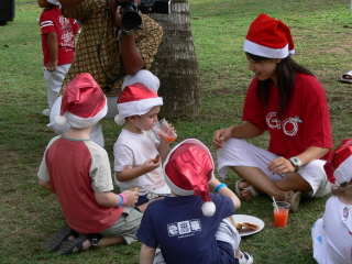 Baptiste au gouter de Noel